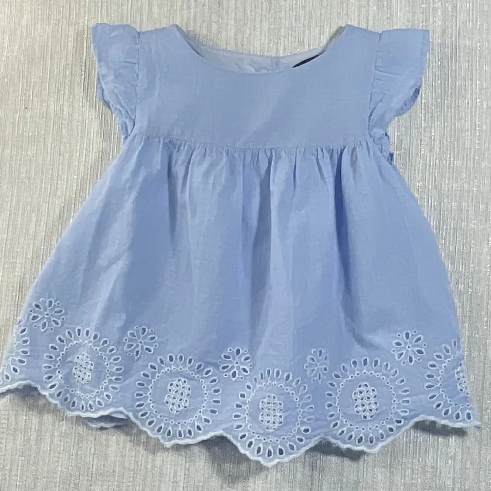 Baby Gap Light Eyelet Blue Flutter Top Size 12-18 Months